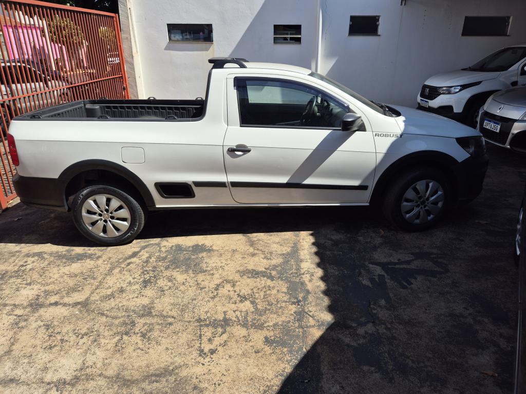 VOLKSWAGEN Saveiro - Foto