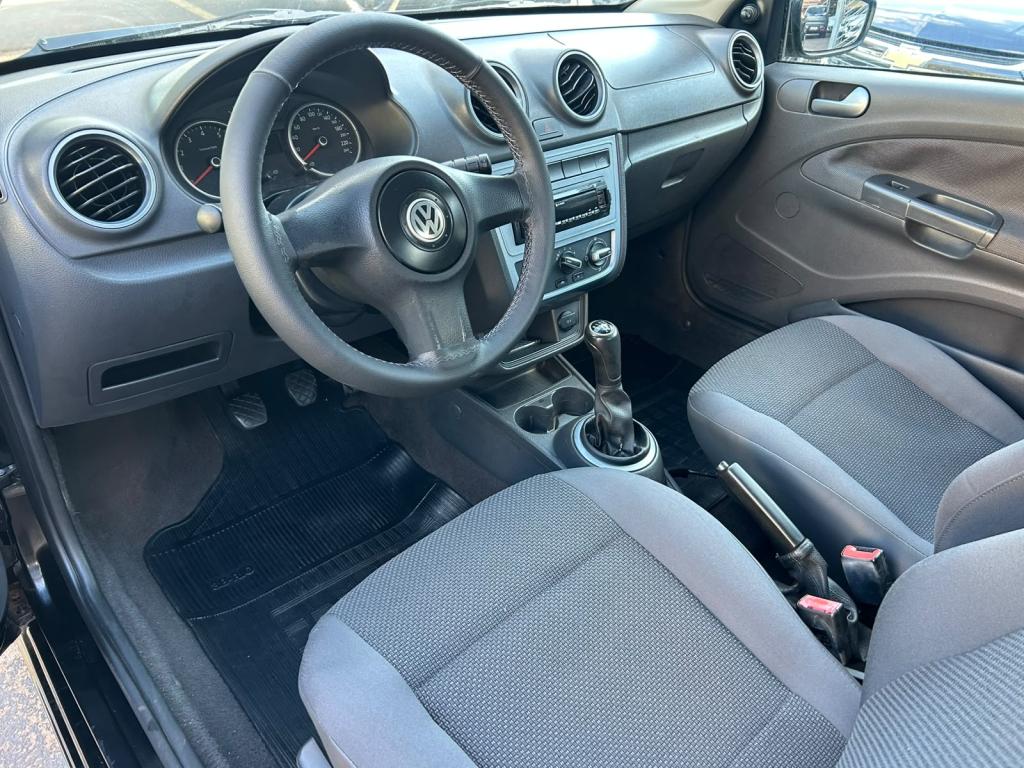 VOLKSWAGEN Saveiro - Foto