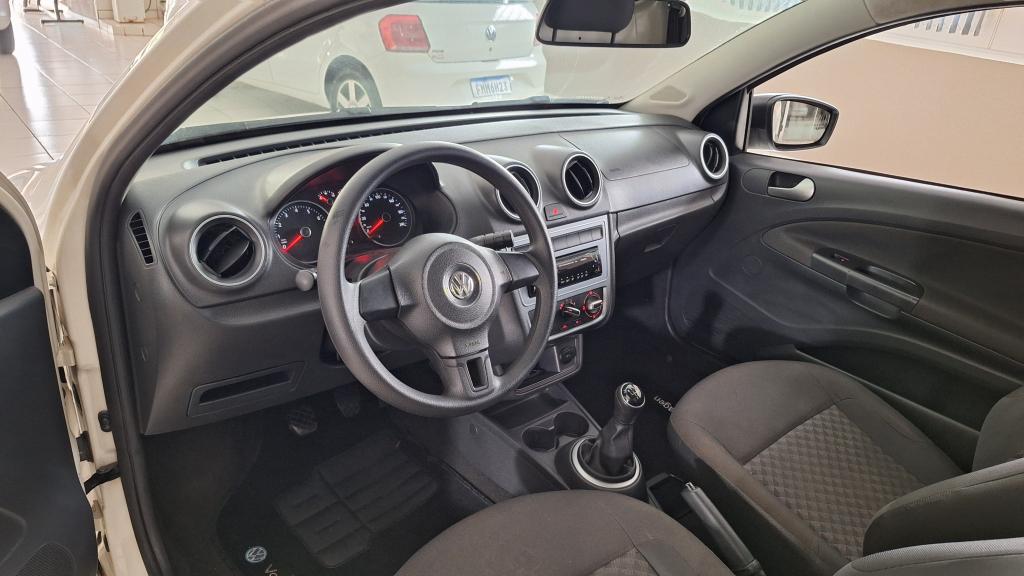 VOLKSWAGEN Saveiro - Foto