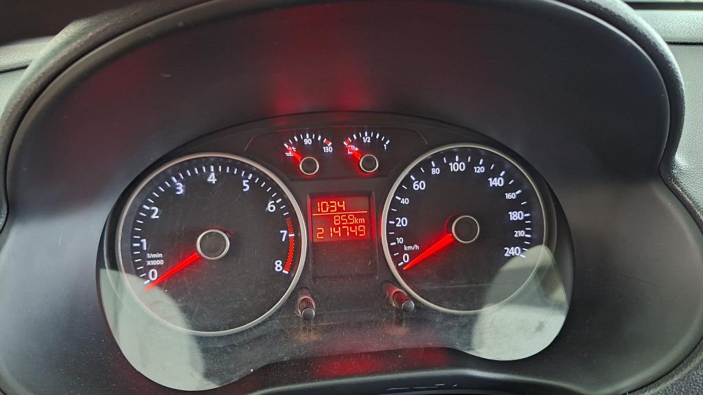 VOLKSWAGEN Saveiro - Foto
