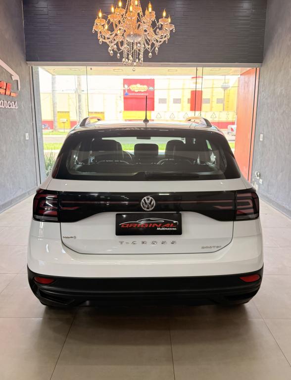 VOLKSWAGEN T-Cross - Foto