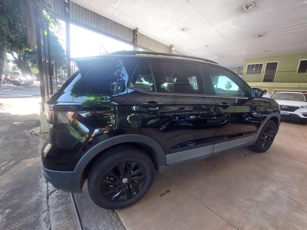 VOLKSWAGEN T-Cross - Foto