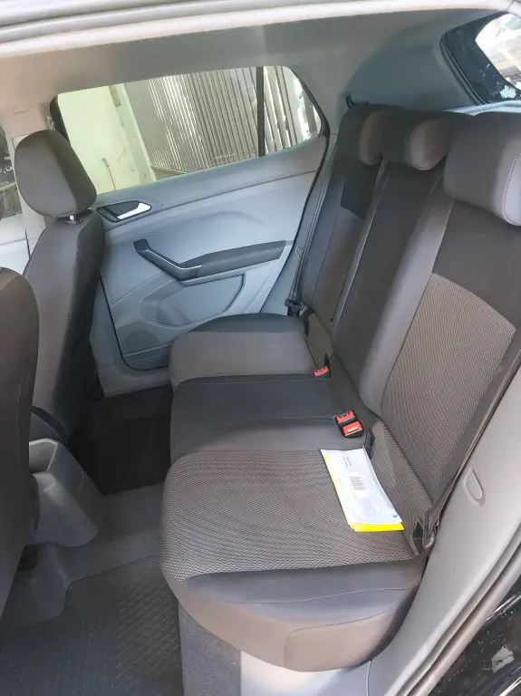 VOLKSWAGEN T-Cross - Foto