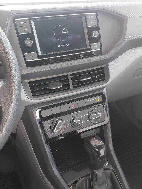 VOLKSWAGEN T-Cross - Foto