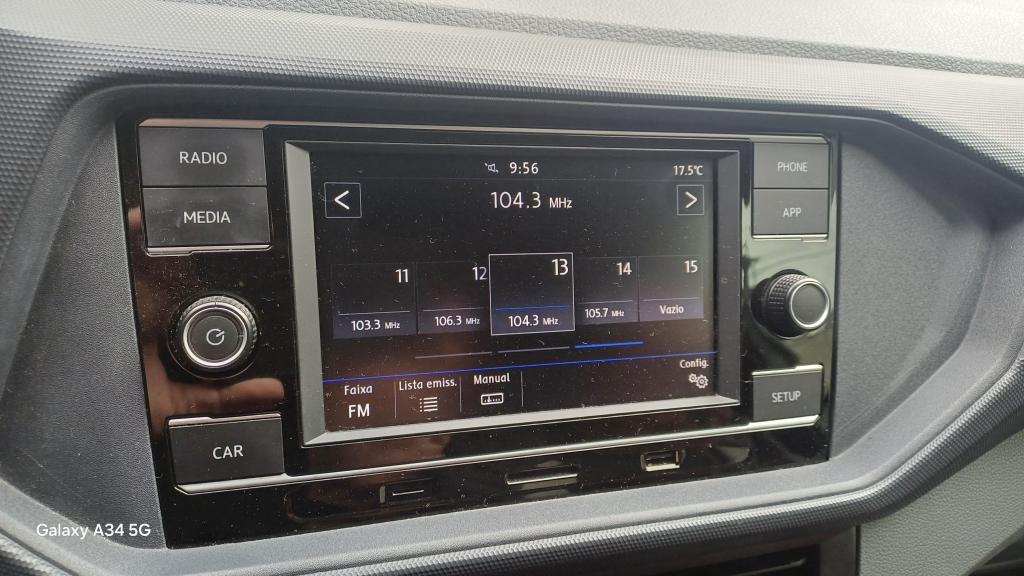 VOLKSWAGEN T-Cross - Foto