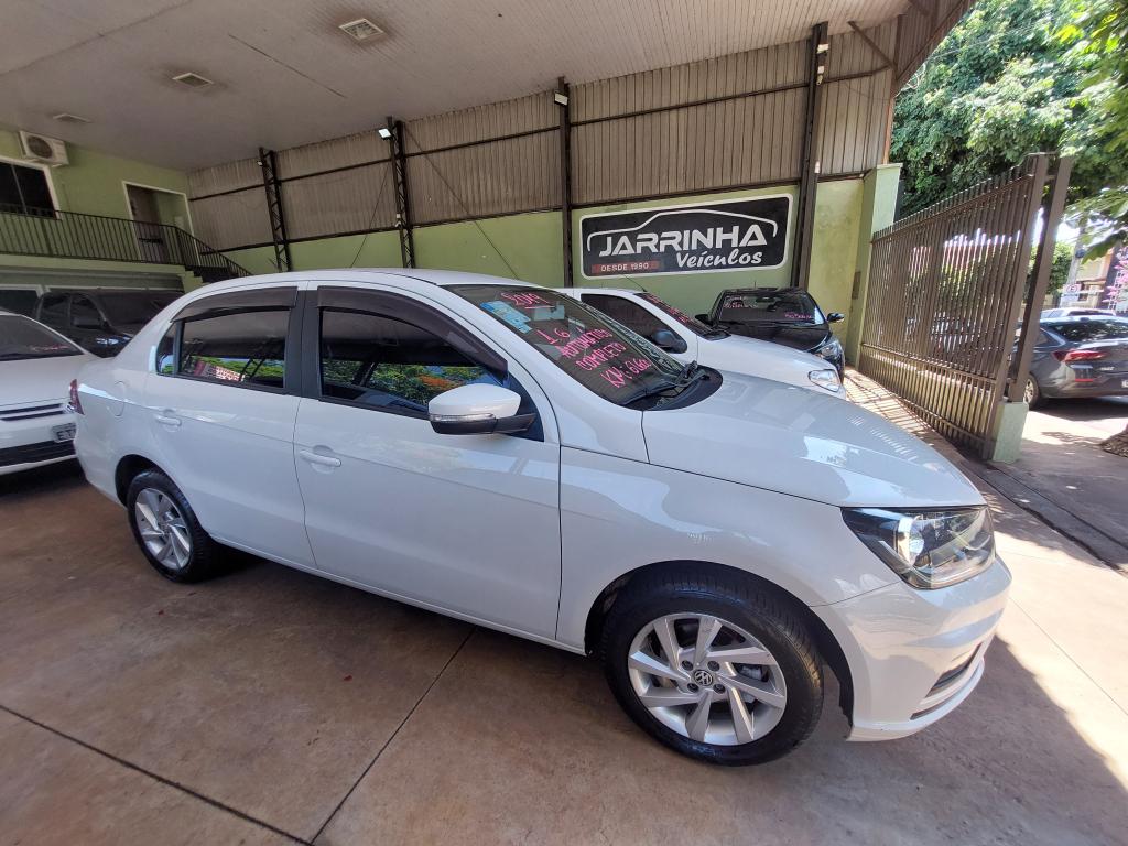 VOLKSWAGEN Voyage - Foto