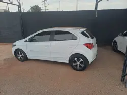 CHEVROLET Onix Hatch 1.0 4P FLEX LT