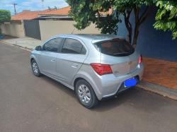 CHEVROLET Onix Hatch 1.0 4P FLEX LT