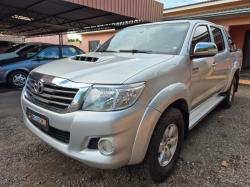 TOYOTA Hilux Caminhonete 3.0 4P 4X4 SRV TURBO DIESEL CABINE DUPLA AUTOM�TICO