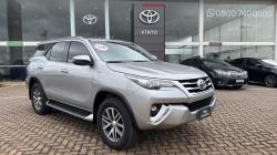 TOYOTA Hilux SW4 2.8 16V 4P SRX 4X4 7 LUGARES TURBO DIESEL AUTOMÁTICO