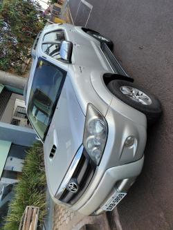 TOYOTA Hilux SW4 3.0 16V 4P 4X4 SRV TURBO DIESEL