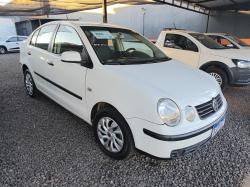 VOLKSWAGEN Polo Sedan 1.6 4P FLEX