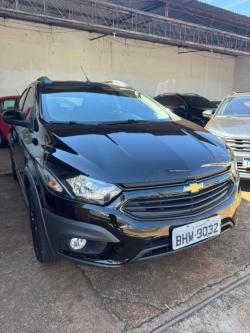 CHEVROLET Onix Hatch 1.4 4P FLEX ACTIV AUTOMTICO