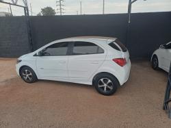 CHEVROLET Onix Hatch 1.0 4P FLEX LT