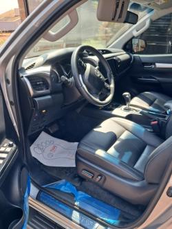 TOYOTA Hilux Caminhonete 2.8 16V SRV 4X4 DIESEL CABINE DUPLA AUTOMTICO