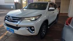 TOYOTA Hilux SW4 2.8 16V 4P SRX 4X4 7 LUGARES TURBO DIESEL AUTOMTICO