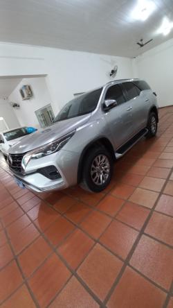 TOYOTA Hilux SW4 2.8 4P SRX 4X4 DIAMOND 7 LUGARES TURBO DIESEL AUTOMTICO