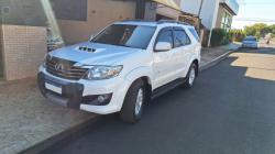 TOYOTA Hilux SW4 3.0 16V 4P SRV 4X4 7 LUGARES TURBO DIESEL AUTOMTICO