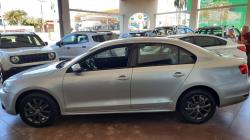 VOLKSWAGEN Jetta 2.0 4P FLEX CONFORTLINE TIPTRONIC AUTOMTICO