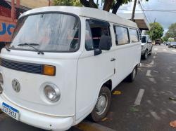 VOLKSWAGEN Kombi 1.6 STD 9 LUGARES