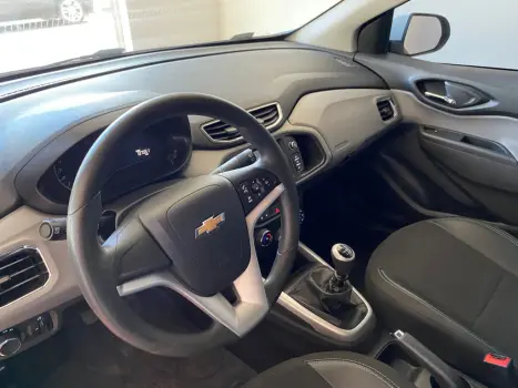 CHEVROLET Onix Hatch 1.4 4P FLEX LT, Foto 8