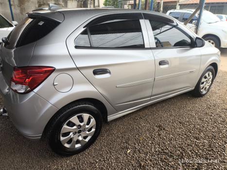 CHEVROLET Onix Hatch 1.0 4P FLEX LS, Foto 1