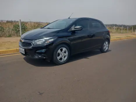 CHEVROLET Onix Hatch 1.4 4P FLEX LT, Foto 3