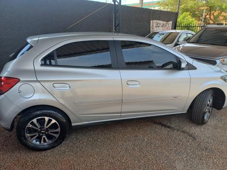 CHEVROLET Onix Hatch 1.4 4P FLEX LTZ AUTOMÁTICO, Foto 7 CHEVROLET Onix Hatch 1.4 4P FLEX LTZ AUTOMÁTICO, Foto 7