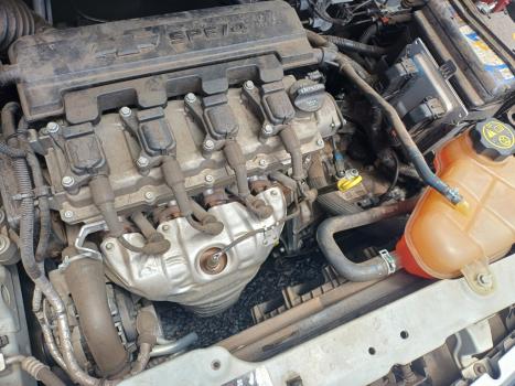 CHEVROLET Onix Hatch 1.4 4P FLEX ACTIV AUTOM�TICO, Foto 5