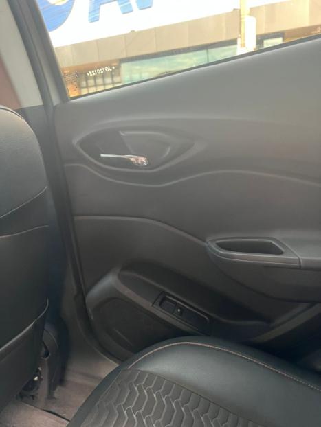 CHEVROLET Onix Hatch 1.4 4P FLEX LTZ AUTOM�TICO, Foto 7