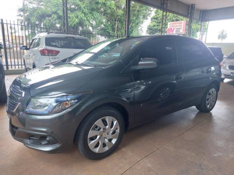 CHEVROLET Onix Hatch 1.4 4P FLEX LT, Foto 2