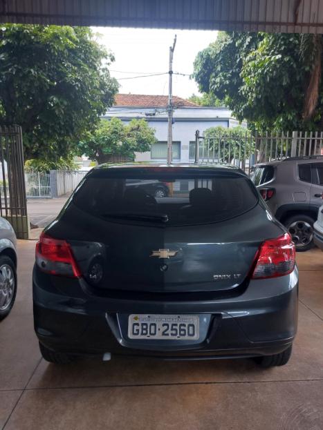 CHEVROLET Onix Hatch 1.4 4P FLEX LT, Foto 4
