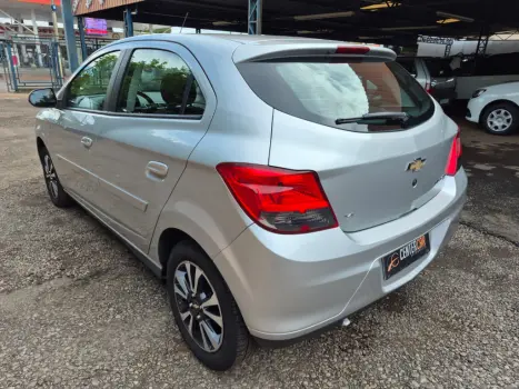 CHEVROLET Onix Hatch 1.4 4P FLEX LTZ, Foto 3