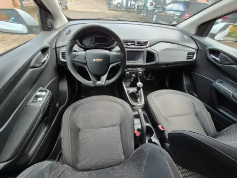 CHEVROLET Onix Hatch 1.4 4P FLEX LTZ, Foto 5