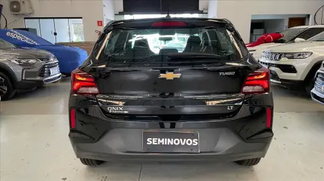 CHEVROLET Onix Hatch 1.0 12V 4P FLEX LT TURBO, Foto 5
