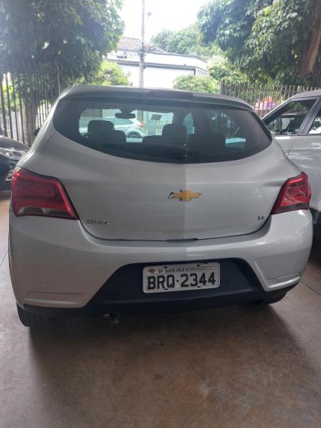 CHEVROLET Onix Hatch 1.0 4P FLEX LT, Foto 3