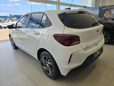 CHEVROLET Onix Hatch 1.0 12V 4P FLEX LT TURBO AUTOM�TICO, Foto 4