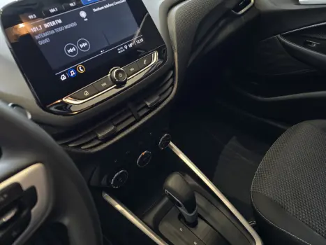 CHEVROLET Onix Hatch 1.0 12V 4P FLEX LT TURBO AUTOM�TICO, Foto 13