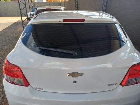 CHEVROLET Onix Hatch 1.0 4P FLEX LS, Foto 6