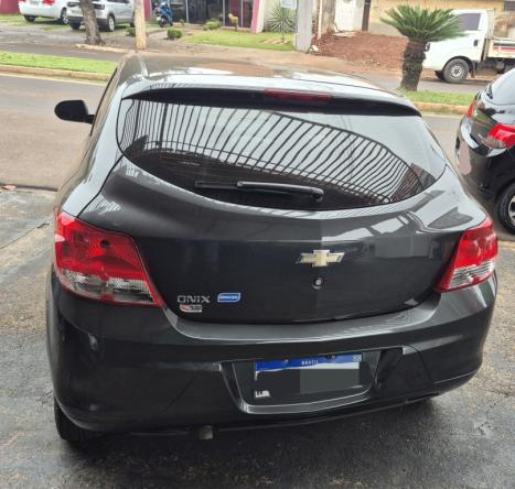 CHEVROLET Onix Hatch 1.0 4P FLEX JOY, Foto 3