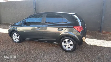 CHEVROLET Onix Hatch 1.4 4P FLEX LT, Foto 1