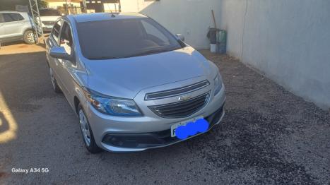 CHEVROLET Onix Hatch 1.4 4P FLEX LT, Foto 13