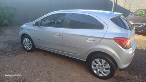 CHEVROLET Onix Hatch 1.4 4P FLEX LT, Foto 14