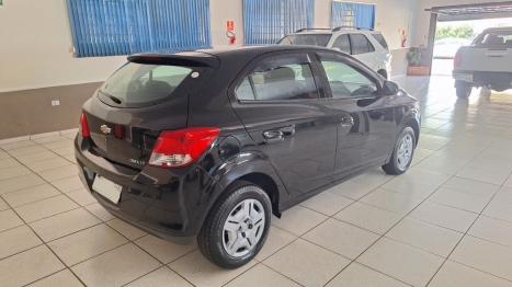 CHEVROLET Onix Hatch 1.0 4P FLEX LT, Foto 4