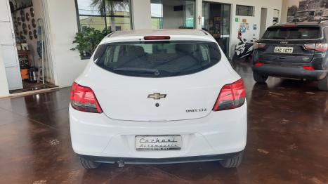 CHEVROLET Onix Hatch 1.4 4P FLEX LTZ AUTOMÁTICO, Foto 4