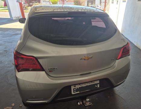 CHEVROLET Onix Hatch 1.4 4P FLEX LT AUTOMÁTICO, Foto 4