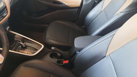 CHEVROLET Onix Sedan 1.0 12V 4P FLEX PREMIER PLUS TURBO AUTOM�TICO, Foto 9