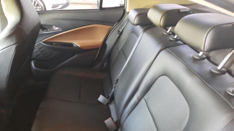 CHEVROLET Onix Sedan 1.0 12V 4P FLEX PREMIER PLUS TURBO AUTOM�TICO, Foto 10