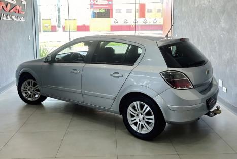 CHEVROLET Vectra Hatch 2.0 4P FLEX GT, Foto 3 CHEVROLET Vectra Hatch 2.0 4P FLEX GT, Foto 3