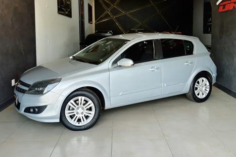 CHEVROLET Vectra Hatch 2.0 4P FLEX GT, Foto 4 CHEVROLET Vectra Hatch 2.0 4P FLEX GT, Foto 4